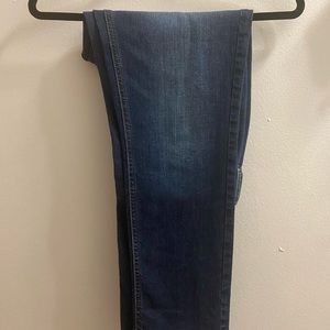 BANANA REPUBLIC girlfriend jeans petite